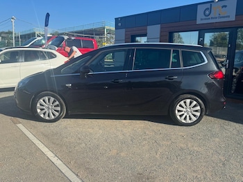 2015 (65) - 2.0 CDTi SE Euro 6 (s/s) 5dr