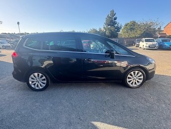 Used Vauxhall Zafira Tourer 2015 for sale - 75883994: Photo