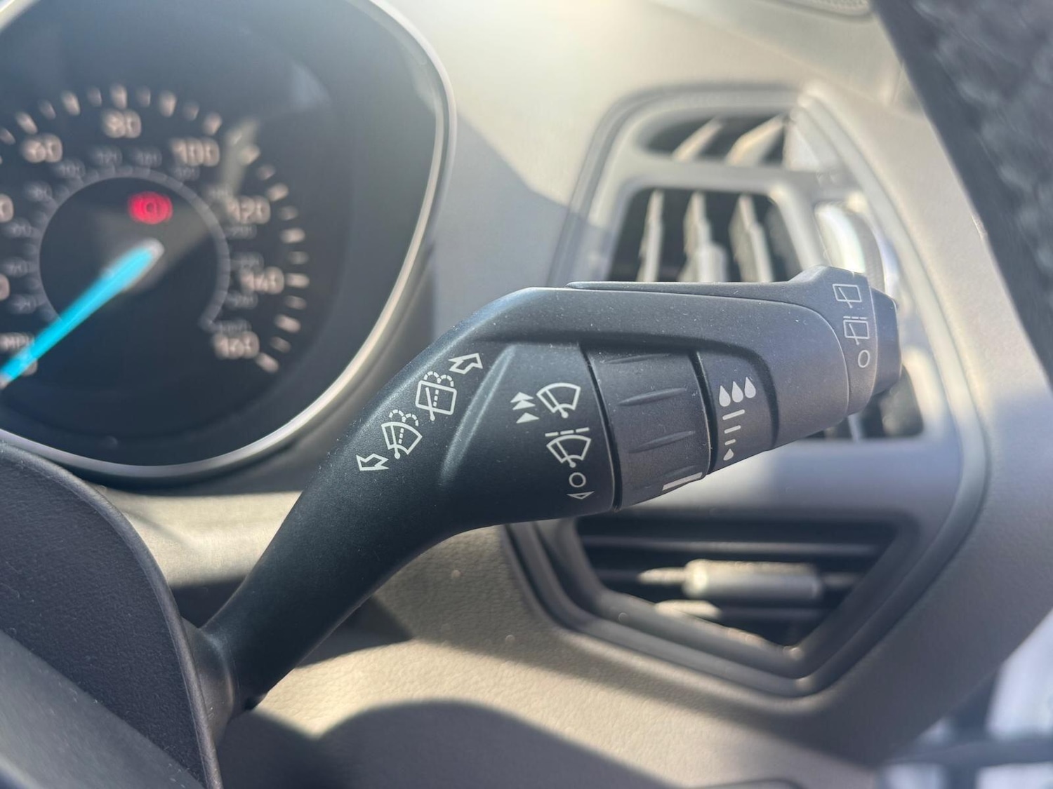 Used Ford Kuga 2017 for sale - 76109038: Photo 13