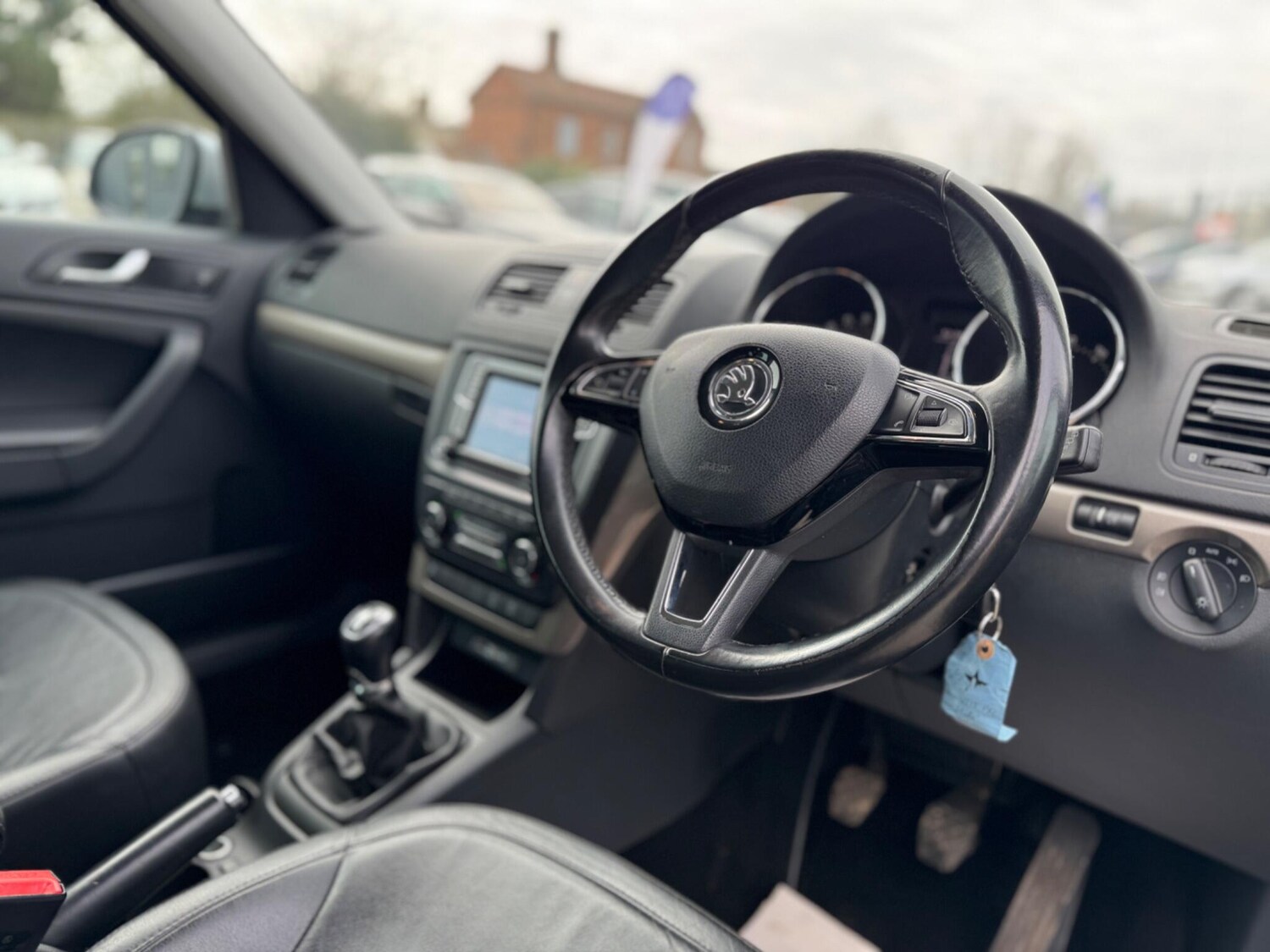 Used Skoda Yeti 2015 for sale - 77934142: Photo 12