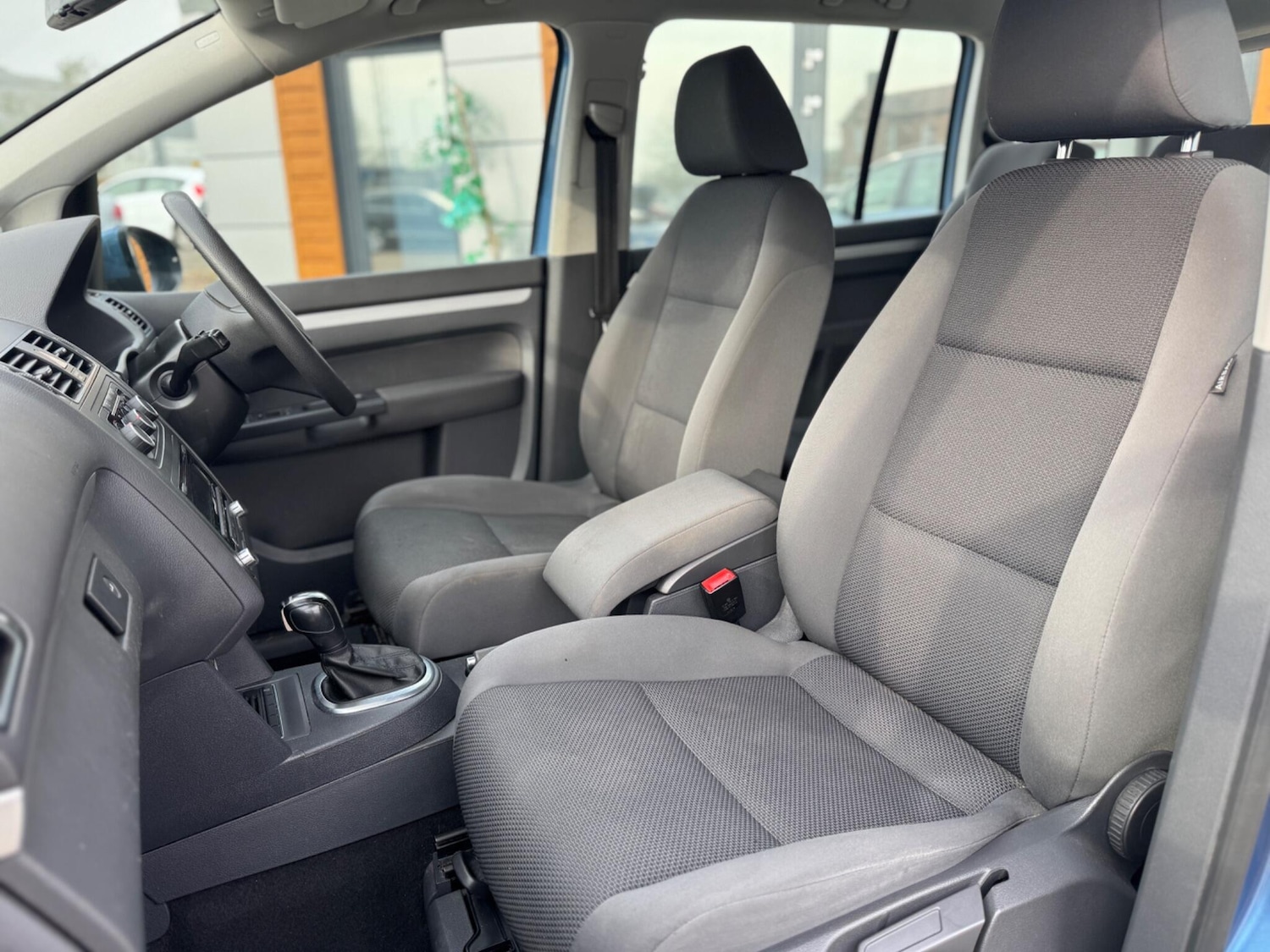 Used Volkswagen Touran 2012 for sale - 77994137: Photo 11