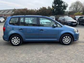 Used Volkswagen Touran 2012 for sale - 77994137: Photo