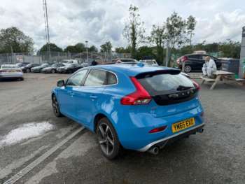 Used Volvo V40 2016 for sale - 74895679: Photo