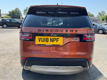 Used Land Rover Discovery 2018 for sale - 78989079: Photo