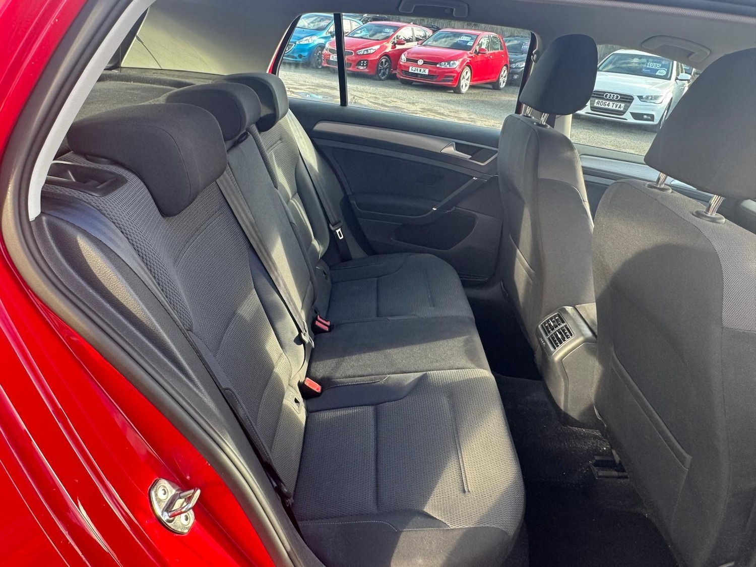 Used Volkswagen Golf 2014 for sale - 76457327: Photo 12