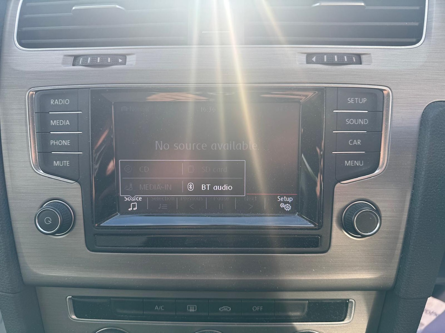 Used Volkswagen Golf 2014 for sale - 76457327: Photo 28