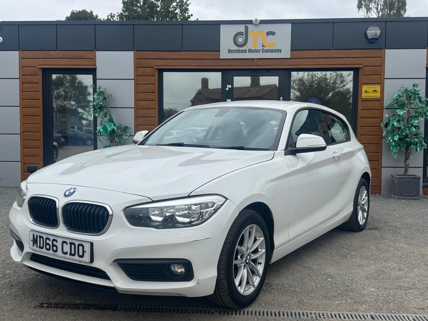 Used BMW 1 Series 2016 for sale - 76031680: Photo 1
