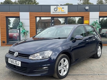 Volkswagen - Golf