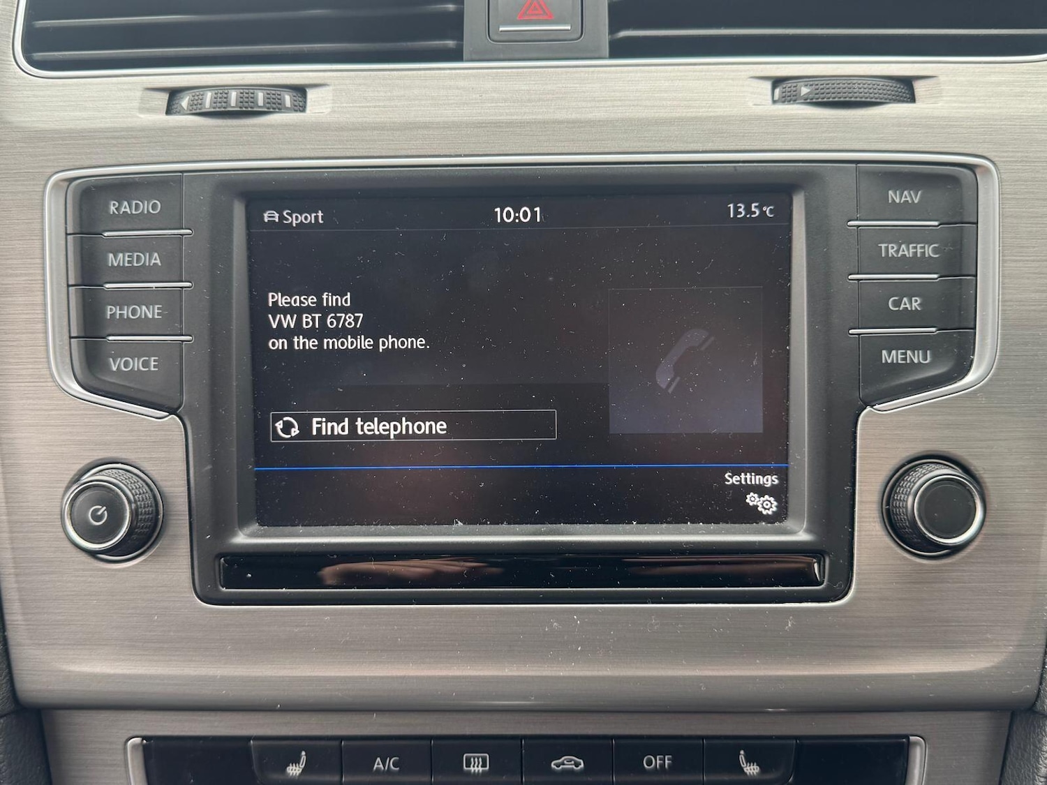 Used Volkswagen Golf 2016 for sale - 76032683: Photo 32