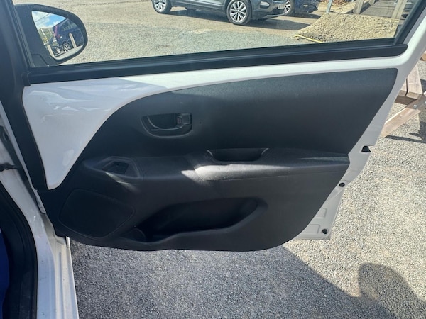 Used Peugeot 108 2018 for sale - 76151907: Photo 18