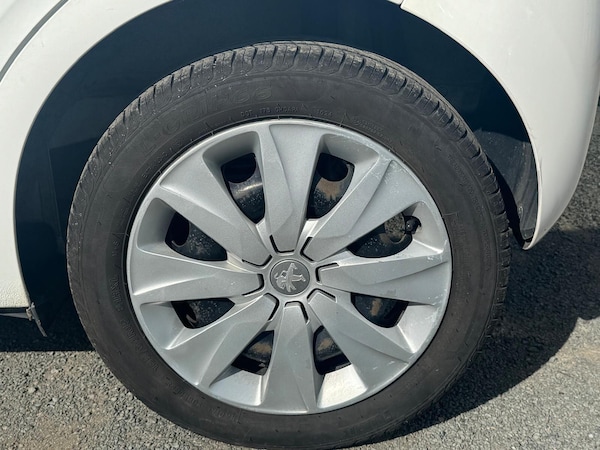 Used Peugeot 108 2018 for sale - 76151907: Photo 22