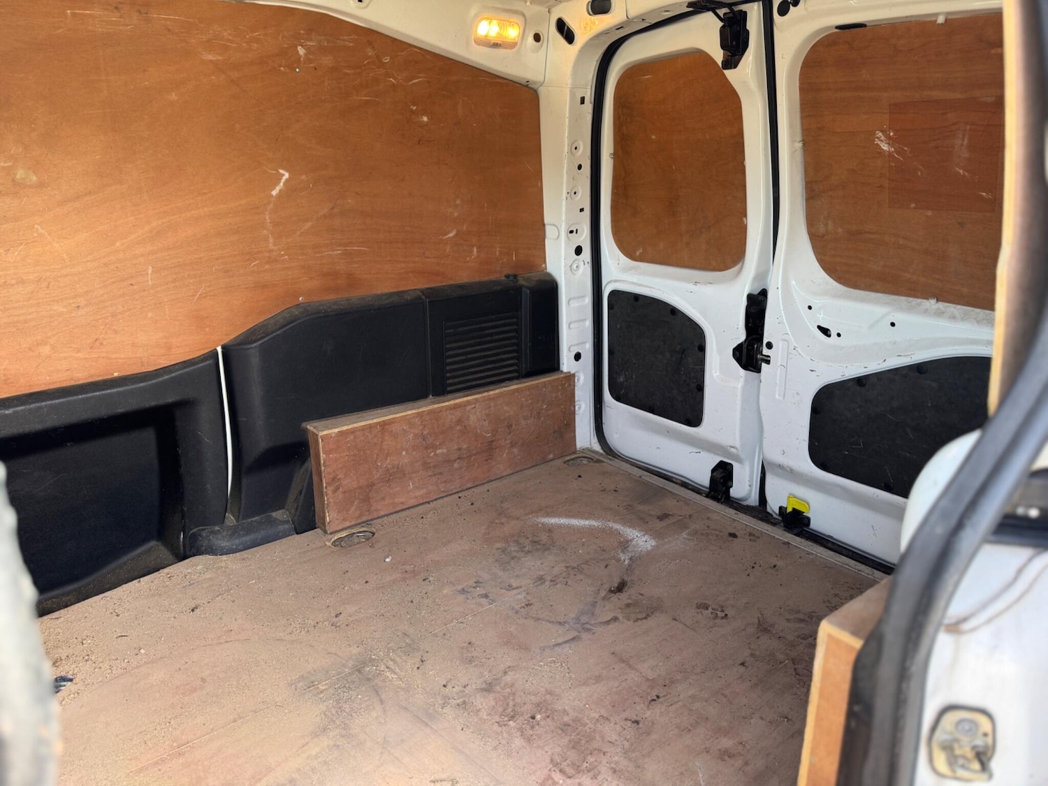 Used Peugeot Partner 2017 for sale - 78184581: Photo 10