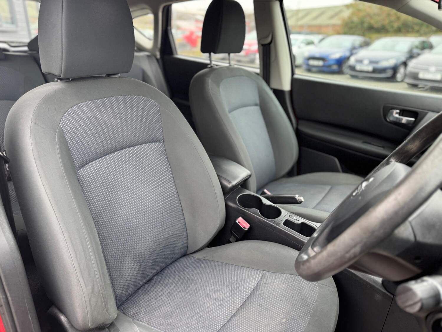 Used Nissan Qashqai 2011 for sale - 77934179: Photo 11