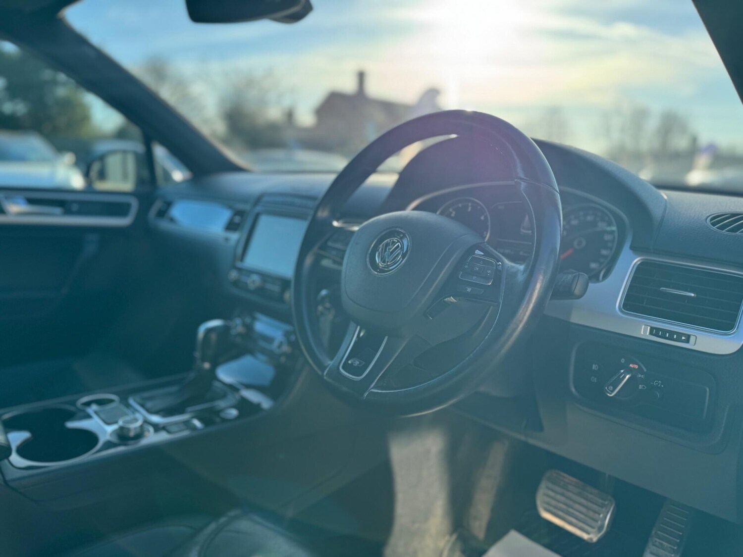 Used Volkswagen Touareg 2018 for sale - 77934182: Photo 10