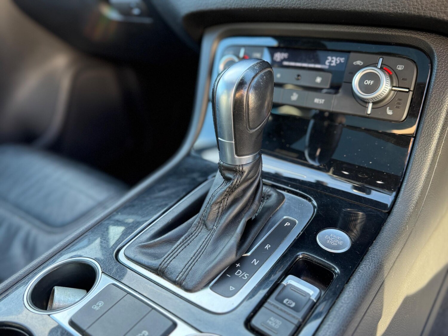 Used Volkswagen Touareg 2018 for sale - 77934182: Photo 25