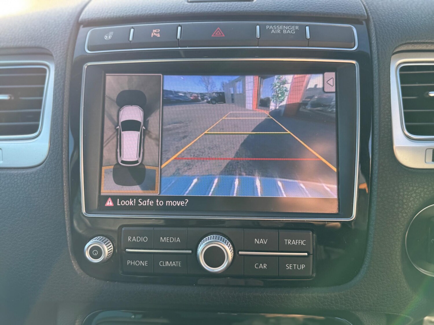 Used Volkswagen Touareg 2018 for sale - 77934182: Photo 27