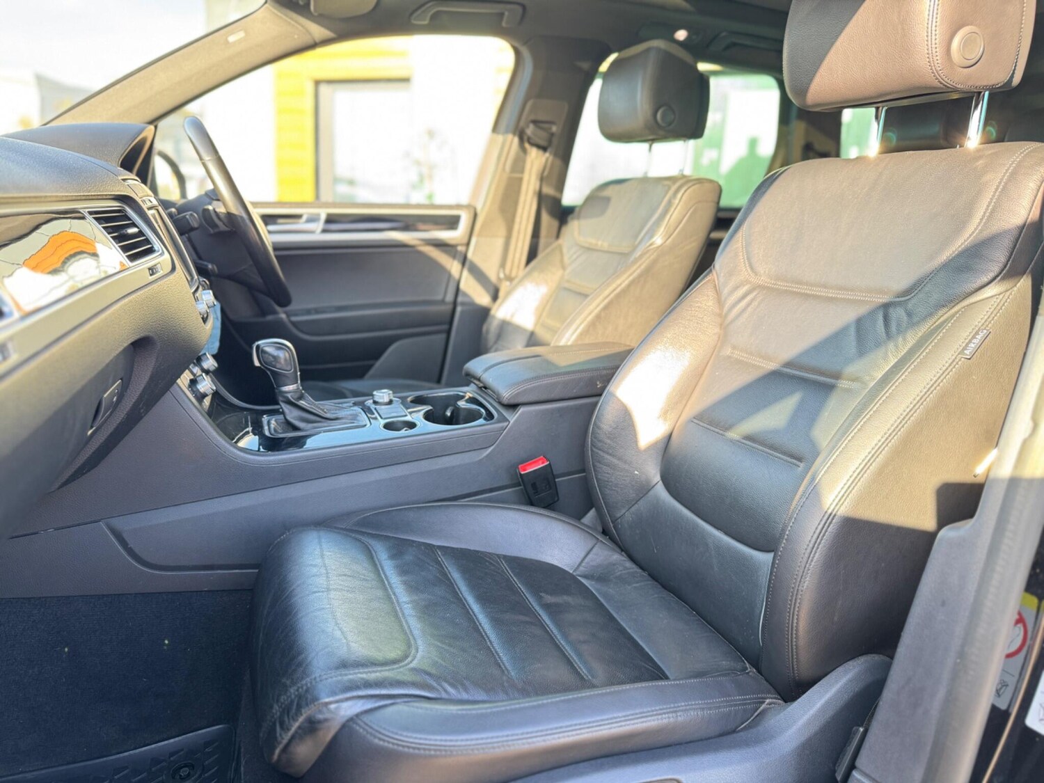 Used Volkswagen Touareg 2018 for sale - 77934182: Photo 9