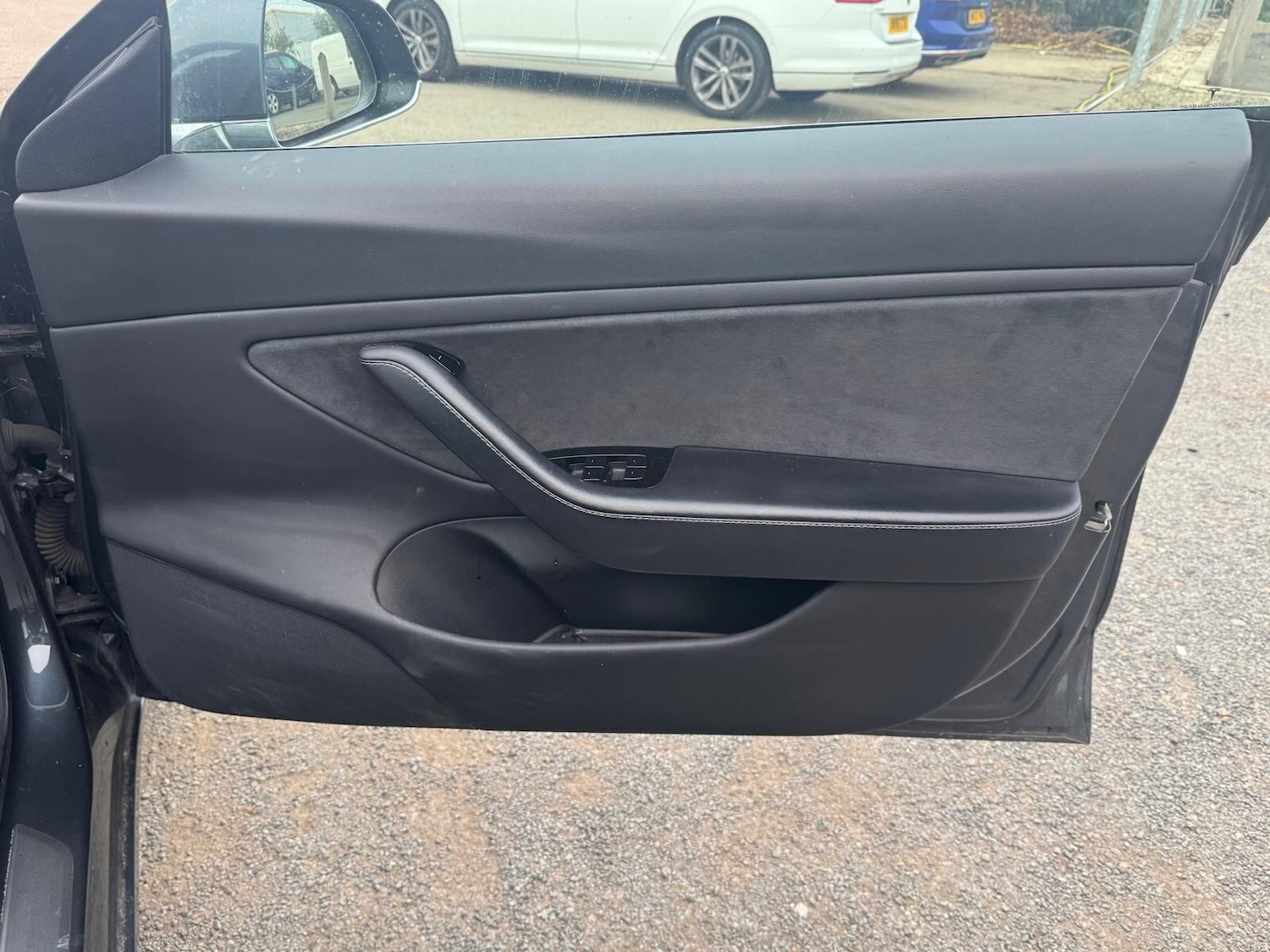 Used Tesla Model 3 2019 for sale - 76152746: Photo 14