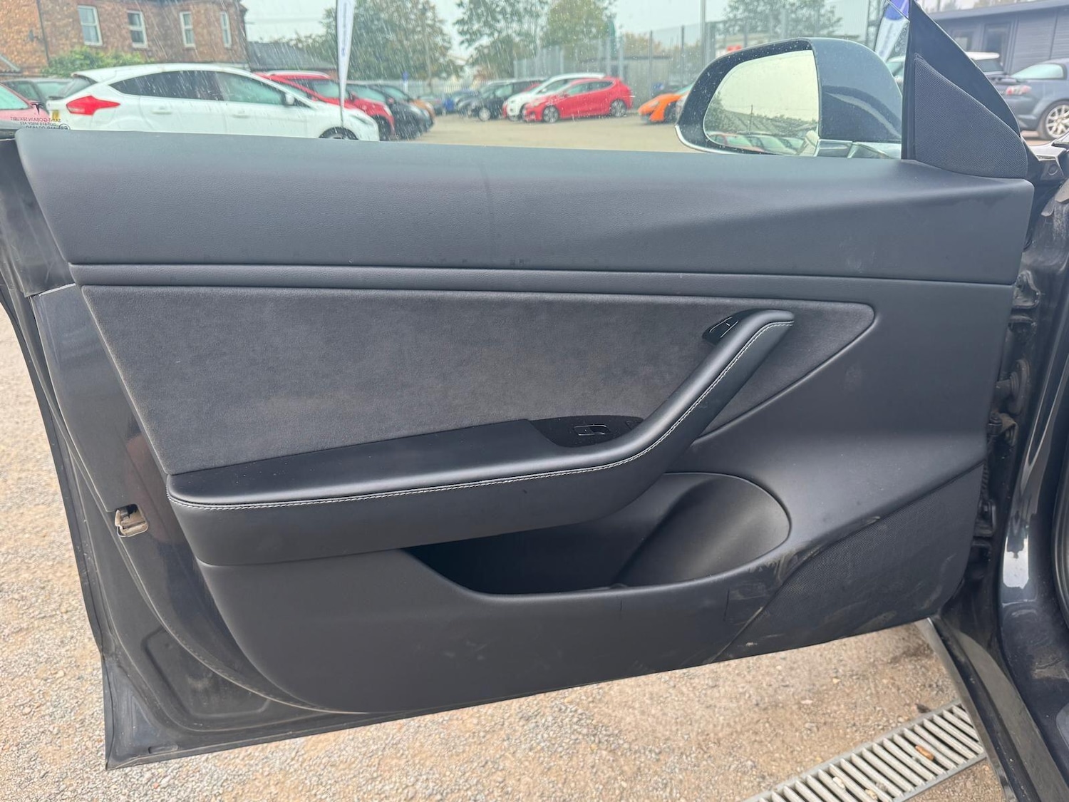Used Tesla Model 3 2019 for sale - 76152746: Photo 16