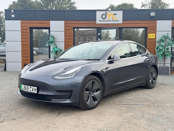Tesla - Model 3