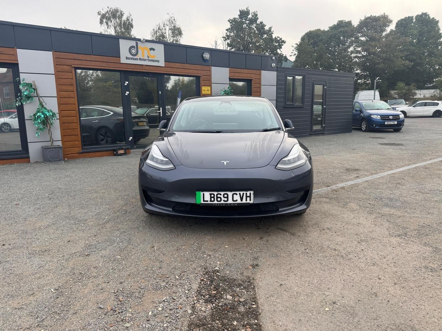 Used Tesla Model 3 2019 for sale - 76152746: Photo 2