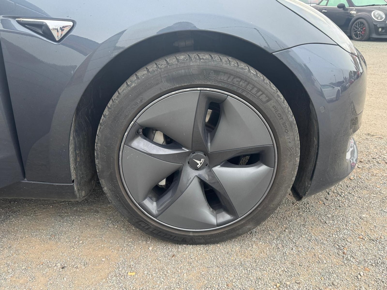 Used Tesla Model 3 2019 for sale - 76152746: Photo 20