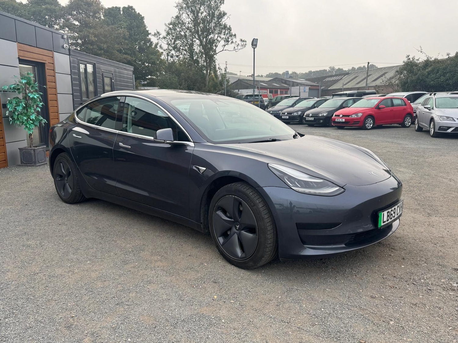 Used Tesla Model 3 2019 for sale - 76152746: Photo 3