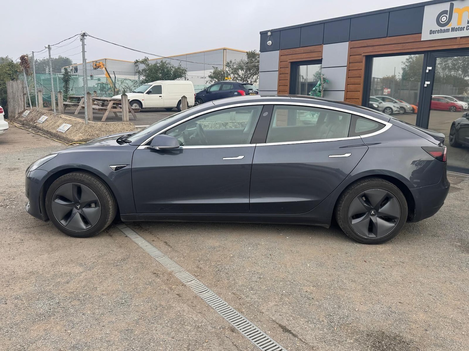 Used Tesla Model 3 2019 for sale - 76152746: Photo 5