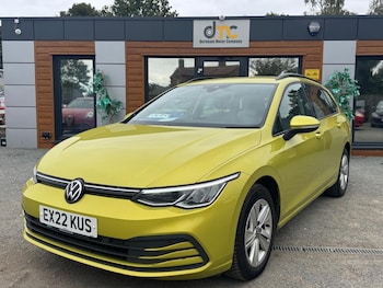 Volkswagen - Golf