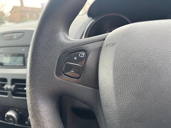 Used Renault Clio 2016 for sale - 76109527: Photo 15