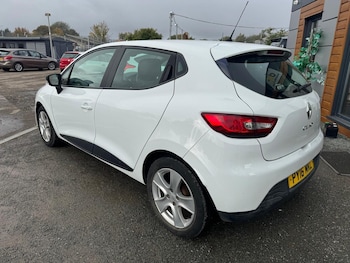 Used Renault Clio 2016 for sale - 76109527: Photo 4