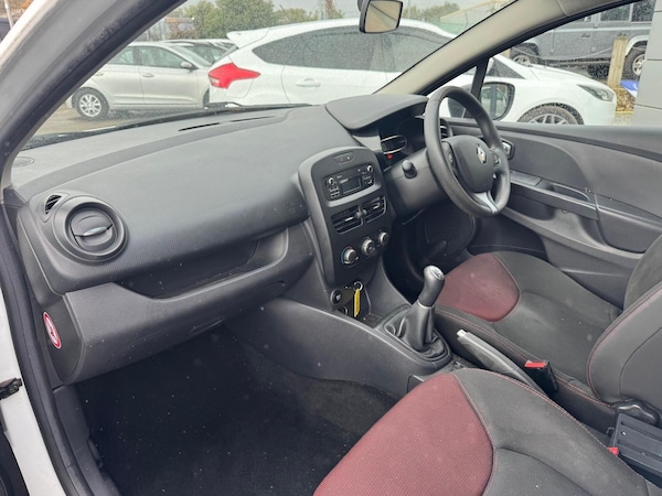 Used Renault Clio 2016 for sale - 76109527: Photo 9