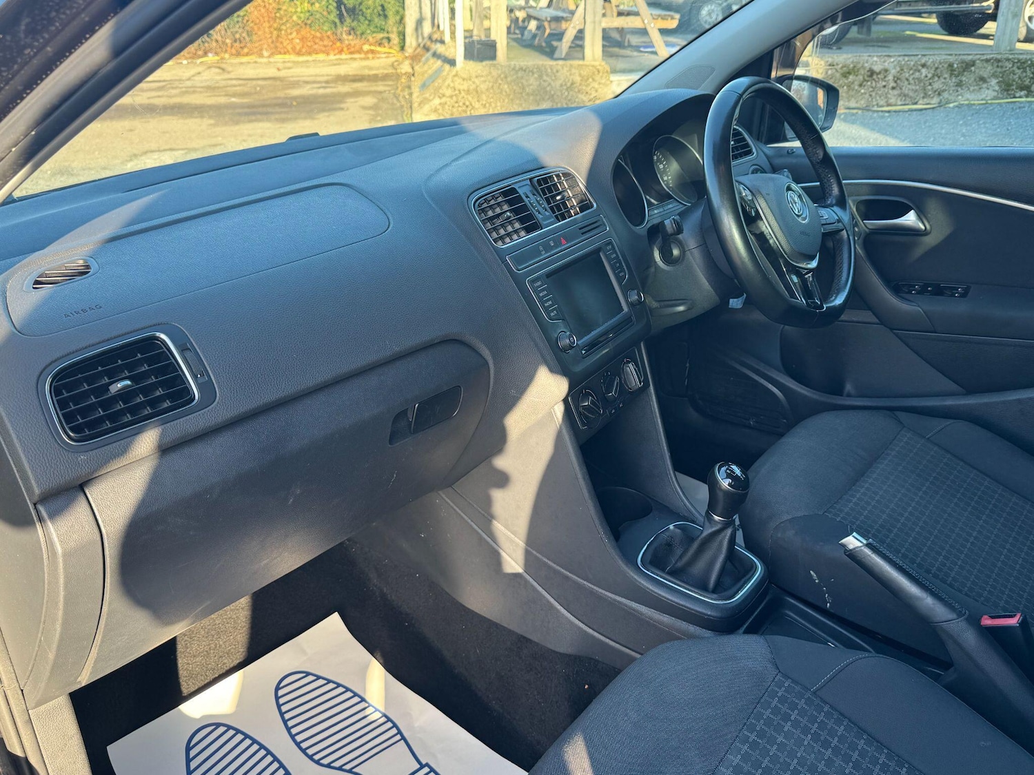 Used Volkswagen Polo 2016 for sale - 76199977: Photo 4