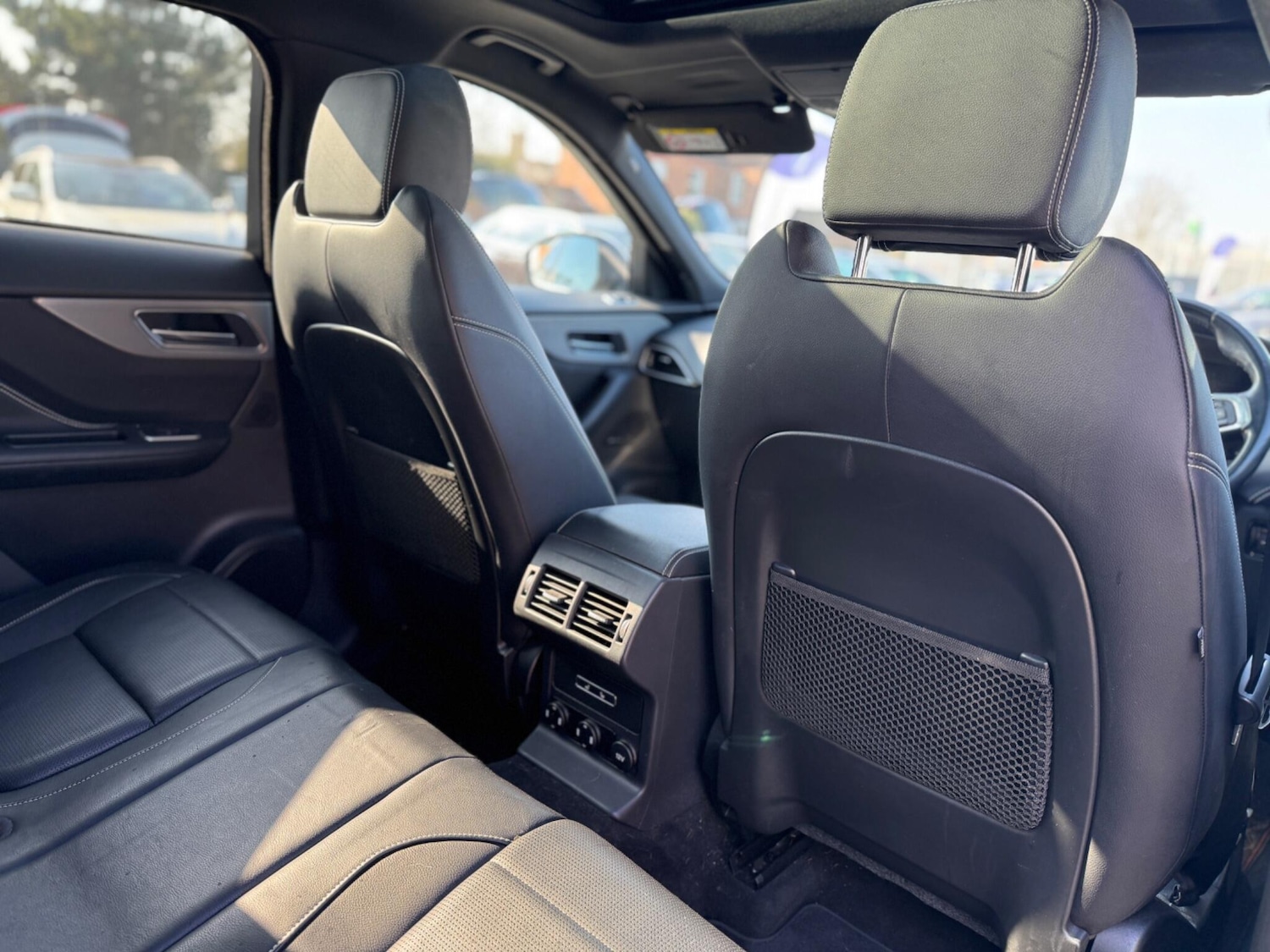 Used Jaguar F-Pace 2017 for sale - 77934201: Photo 14