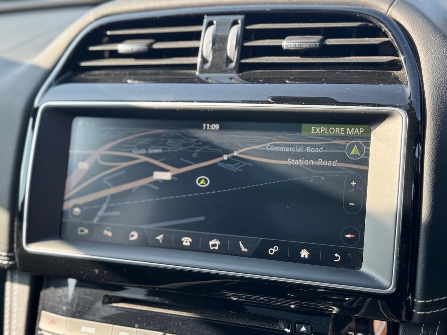 Used Jaguar F-Pace 2017 for sale - 77934201: Photo 24