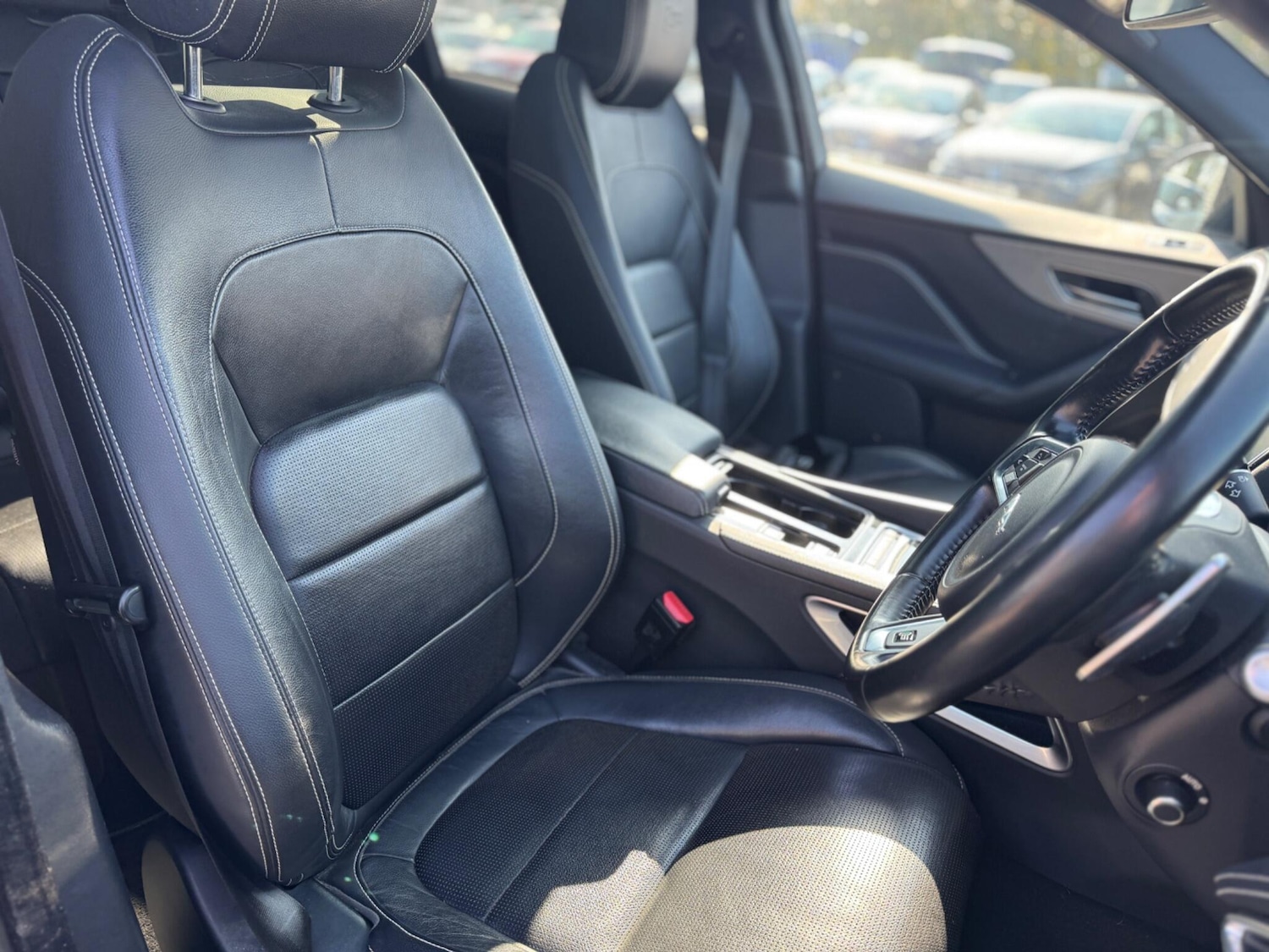 Used Jaguar F-Pace 2017 for sale - 77934201: Photo 9