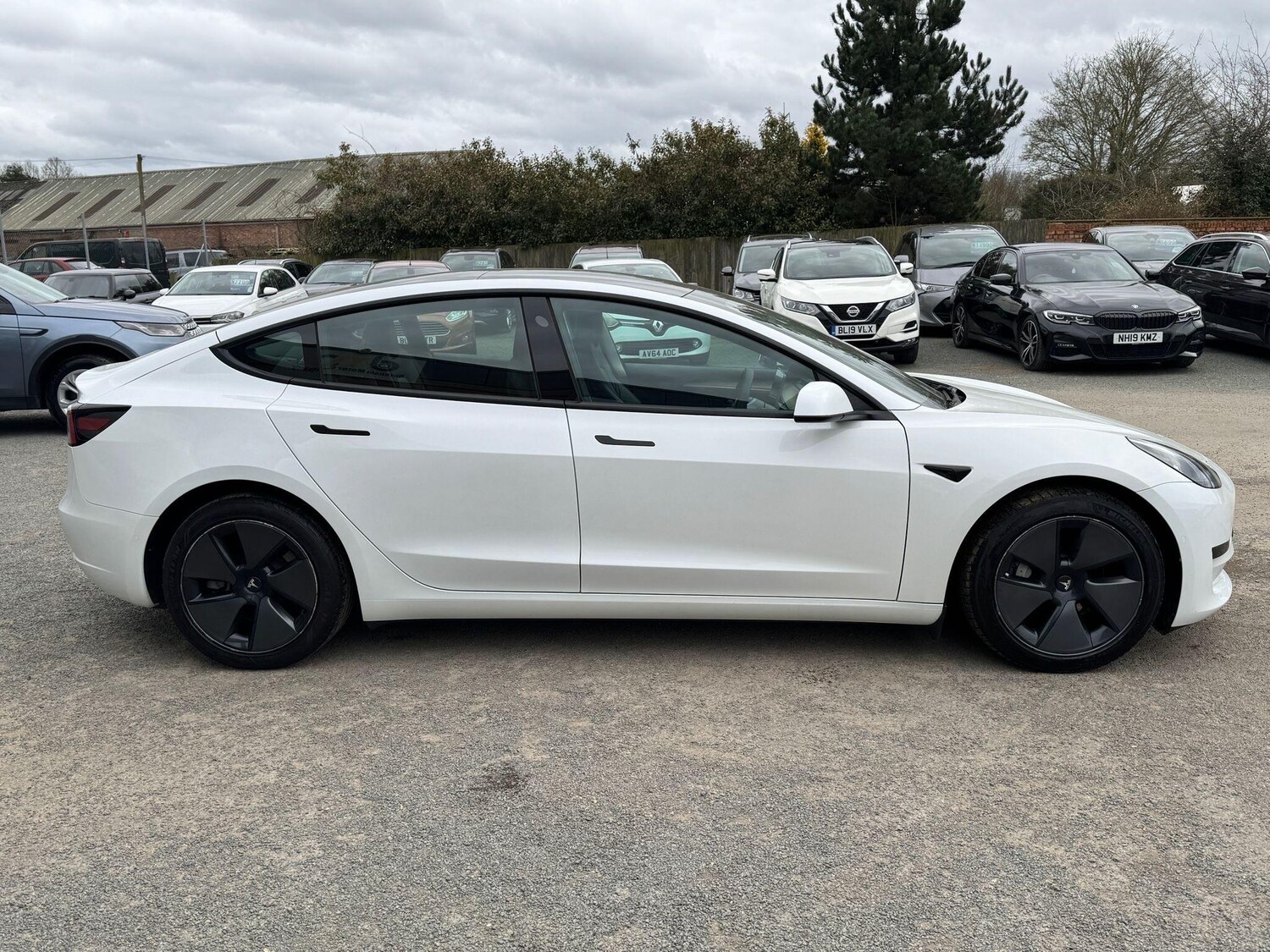 Used Tesla Model 3 2022 for sale - 77934140: Photo 6