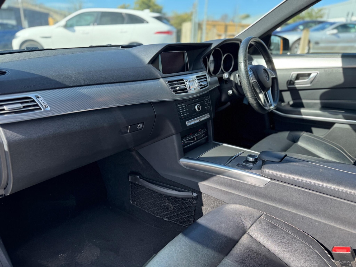 Used Mercedes-Benz E Class 2015 for sale - 77934211: Photo 12