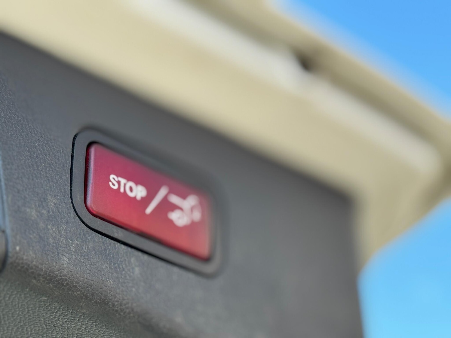 Used Mercedes-Benz E Class 2015 for sale - 77934211: Photo 18