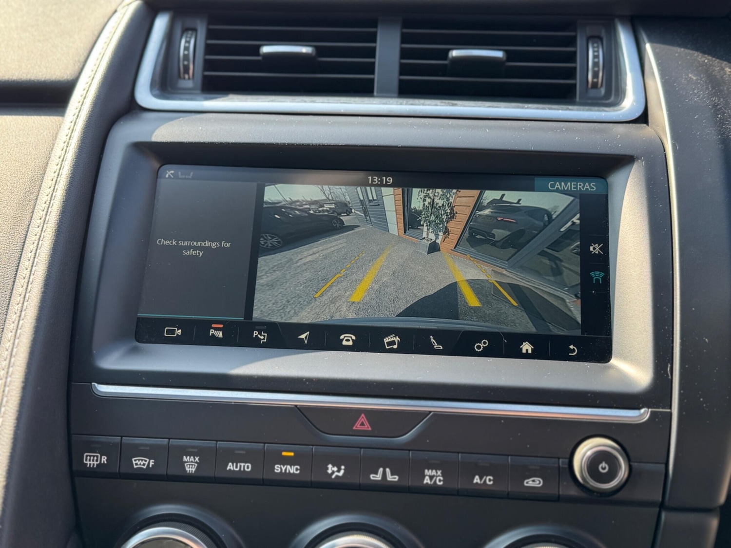 Used Jaguar E-Pace for sale - 77956992: Photo 25