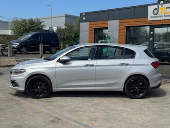 Used Fiat Tipo 2017 for sale - 79157942: Photo