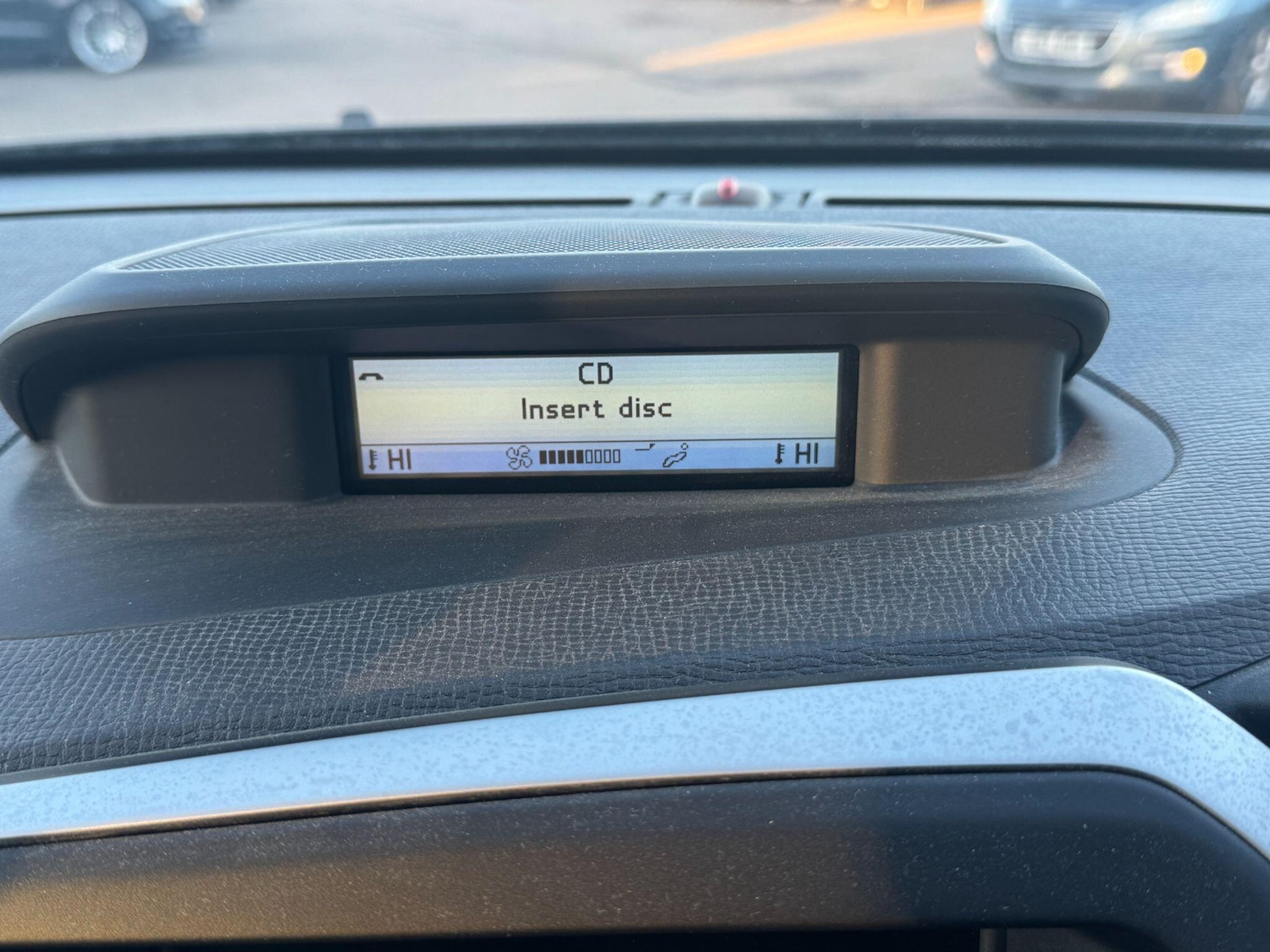 Used Volvo XC60 2010 for sale - 76370264: Photo 25