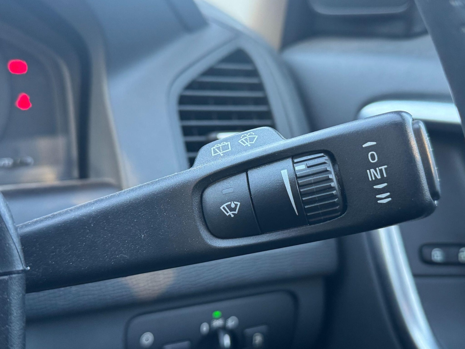 Used Volvo XC60 2010 for sale - 76370264: Photo 30