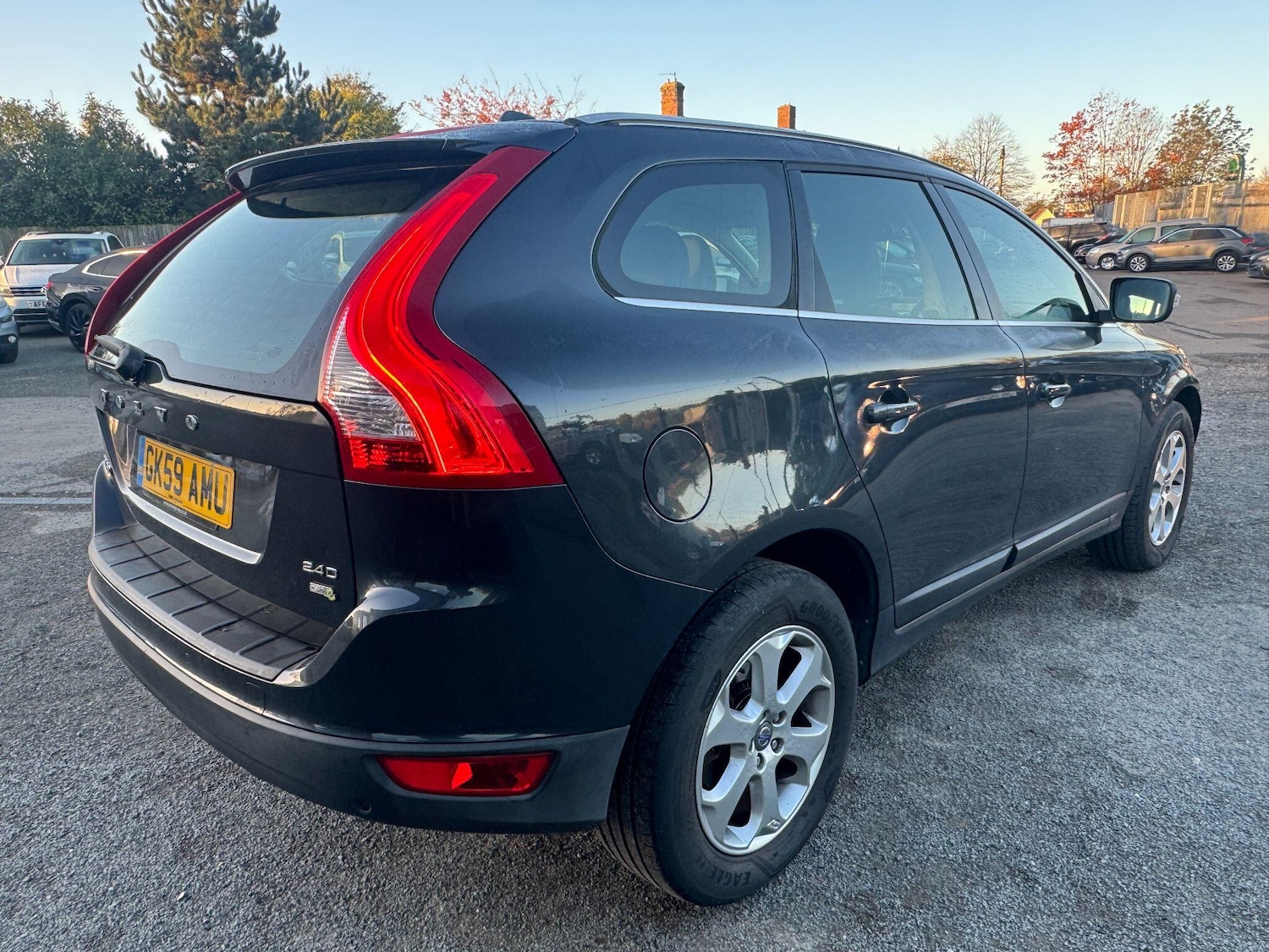 Used Volvo XC60 2010 for sale - 76370264: Photo 5