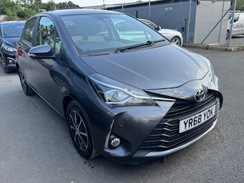 Used Toyota Yaris 2018 for sale - 79158009: Photo