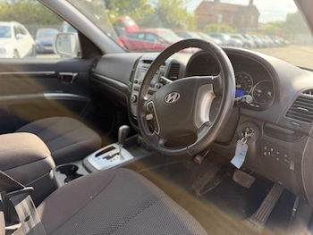 Used Hyundai Santa Fe 2010 for sale - 79533176: Photo