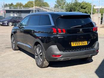 Used Peugeot 5008 2020 for sale - 79373309: Photo