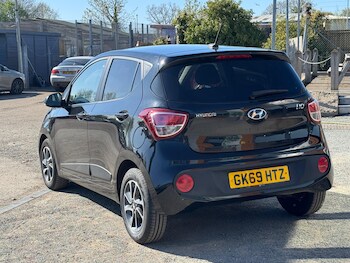 Used Hyundai i10 2019 for sale - 78318669: Photo