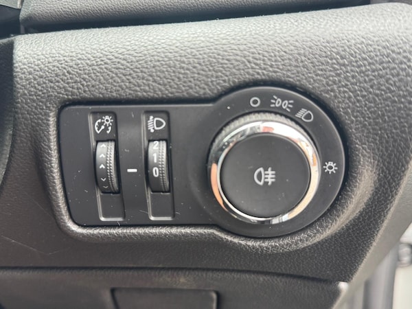 Used Vauxhall Astra 2014 for sale - 76314900: Photo 18