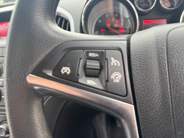 Used Vauxhall Astra 2014 for sale - 76314900: Photo 19